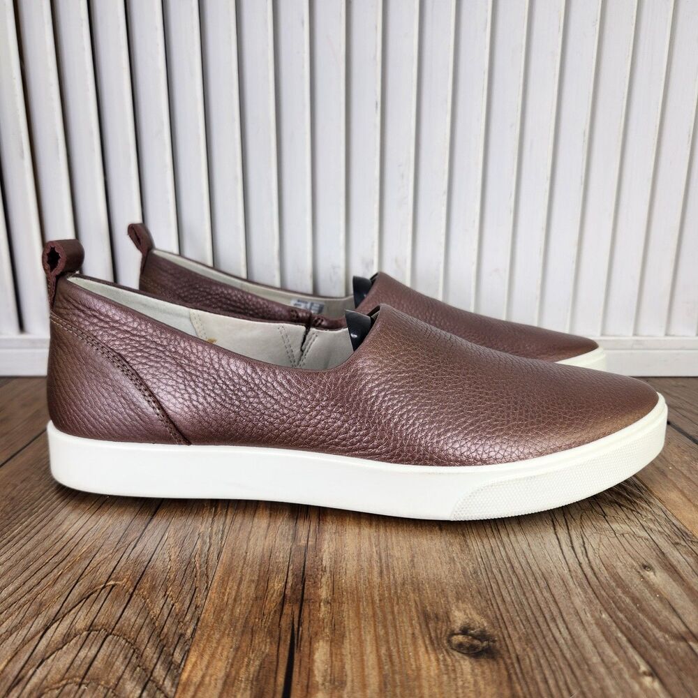 ECCO Gillian Slip On Fashion Loafers Womens Size 9 Bronze Pebbled Leather Shoes